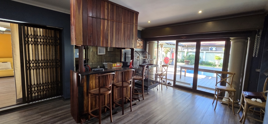 4 Bedroom Property for Sale in Roylglen Gardens Northern Cape